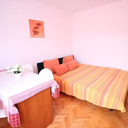 Appartamento Casa Lidija *